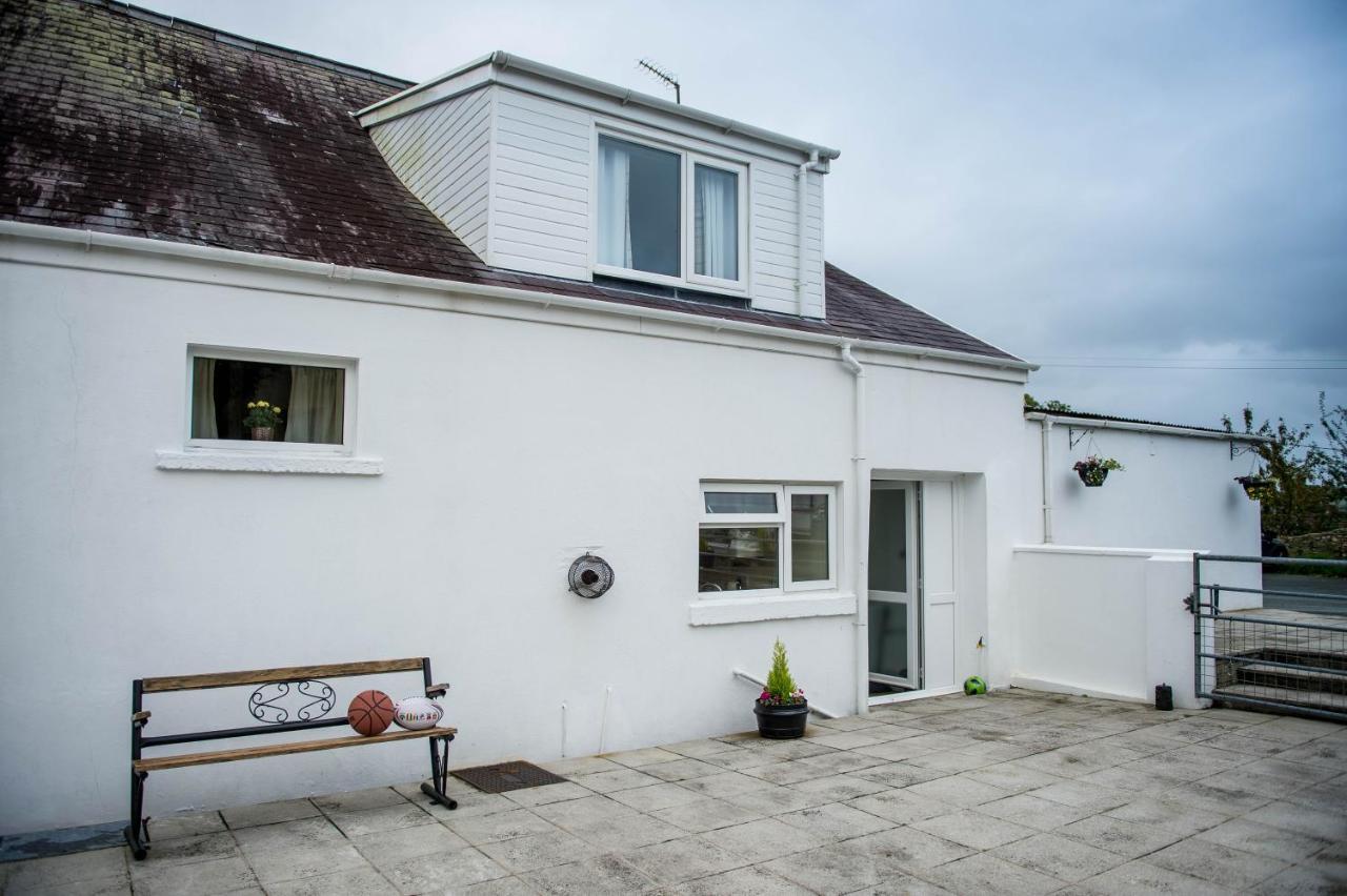 Awel Taf- Central Cottage Ideal For Families, With Parking St Clears Exterior photo